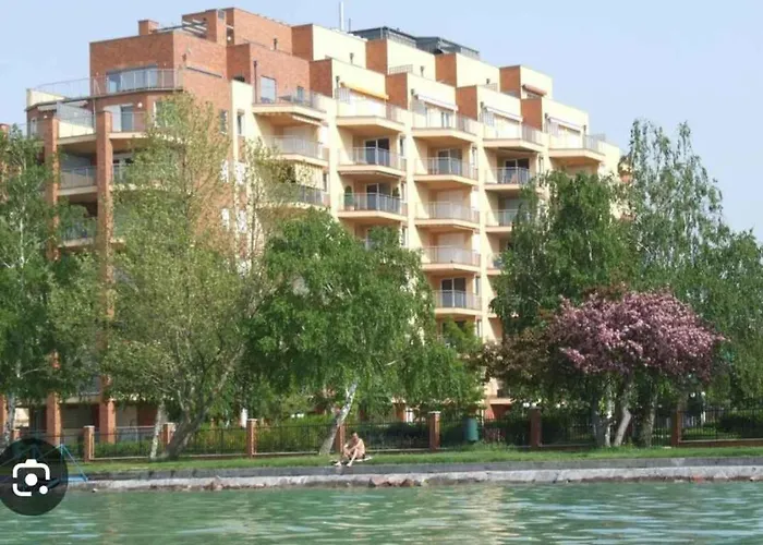 In - Balaton 53638 *